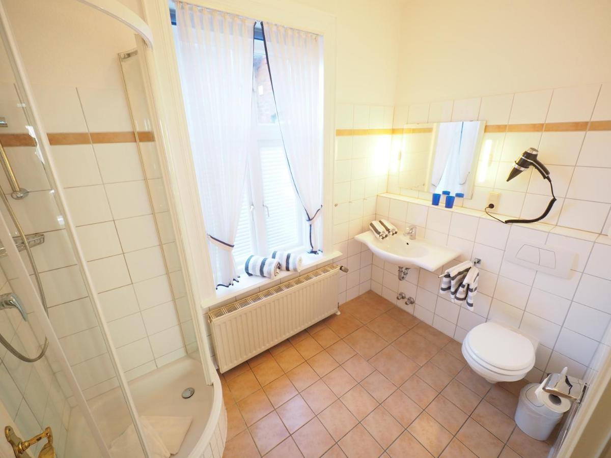 Haus Neptun App. 4 Apartment Вестерланд Екстериор снимка